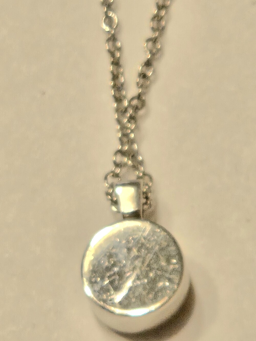 Swatch - Crystal Soul Stainless Steel Necklace - Picture 15 of 16